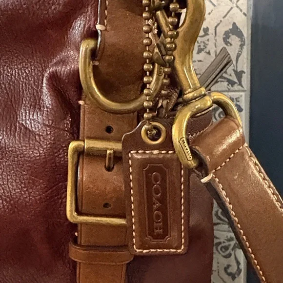 Coach Vintage Dark Brown Leather Bucket Bag - Picture 4 of 9